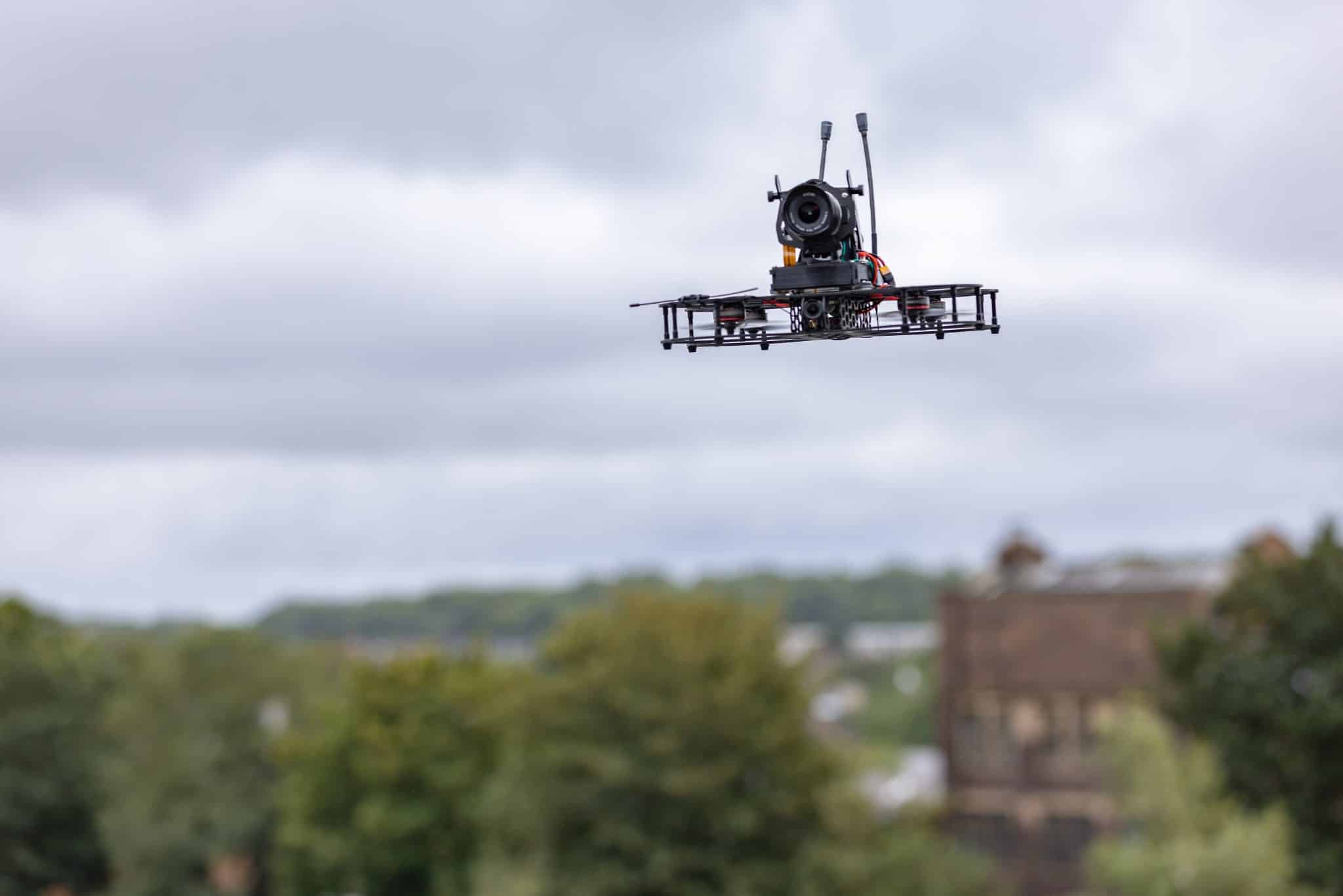 seguros para rodar con drones